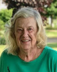 Lucy Sapp's Instagram, Twitter & Facebook