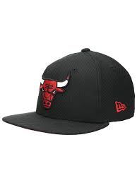 Since it is an american onesizefitsmost size, the cap is a bit larger (like 9fifty snapbacks m / l). New Era 9fifty Chicago Bulls Cap Black Sk8park De