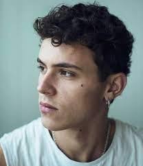 Aaron Hensell's Instagram, Twitter & Facebook