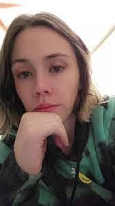 Randi Gifford's Instagram, Twitter & Facebook