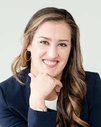 Melinda Mecham's Instagram, Twitter & Facebook