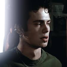 Interpreting the Emotional Connection with Hayden Christensen and Sam  Monroe