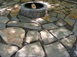 Flagstones are one of your best options for the patio and it's easy to understand why that is. Make A Flagstone Patio