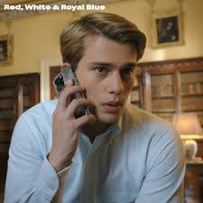 when you get the hot goss... who are you calling first? 👀