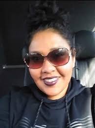 Teresa Leighton's Instagram, Twitter & Facebook