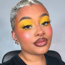 Living for @raggedyroyal's dramatic one-color eyeshadow looks! She's  wearing Buttercupcake, our iconic vivid yellow — yes, our pans are really  that huge! 🤤💛 #sugarpill #indiemakeup #womanowned #asianowned  #yelloweyeshadow