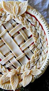 Lattice Braid And Leaves Pie Crust Food Pie Crust Designs Yummy Food