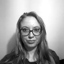 Amy Durant's Instagram, Twitter & Facebook