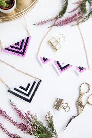 Basteln mit naturmaterialien und perlen selber machen: Diy Kette Aus Bugelperlen Selbermachen Step By Step Tutorial