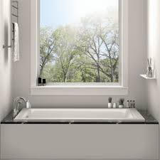 How the jetted tub works: The 8 Best Small Bathtubs Of 2021