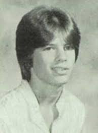 Bill Gil's Instagram, Twitter & Facebook