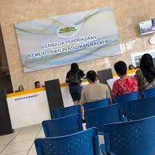 Jawab soalan bahagian a dan satu soalan daripada. Fotos Bei Lembaga Peperiksaan 11 Tipps