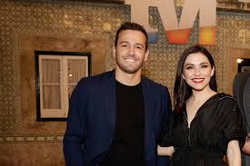 Pedro teixeira da mota ретвитнул(а) o jogo. Sara Barradas E Pedro Teixeira Juntos Em Sitcom Da Tvi Holofote