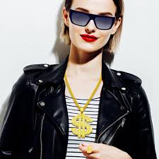 Amazon.com: Riuziyi 4 Pack 80s 90s Hip Hop Costumes Outfit, Fake Gold Chain  Money Chain, Twist Leg Punk Sunglasses, Dollar Sign Finger Ring for Men ...