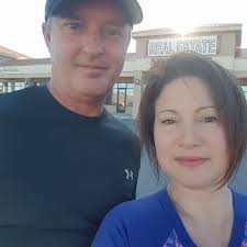 What causes a rubbing feeling in the steering wheel?