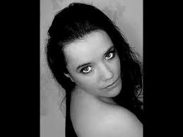 One Swallow (Ena To Xelidoni)