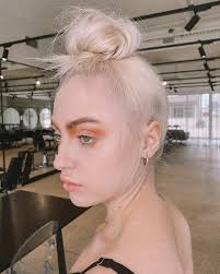 Dee-Jay Garland (@makeupbydeejayg) · Sydney, NSW