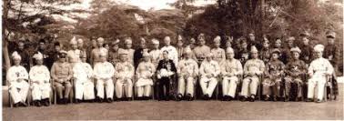Jawatankuasa antara kerajaan (jak) ketua lord landsdowne, tun razak hussein, wakil kerajaan british, wakil dari negeri sabah, sarawak fungsi buat perkembangan ikut perlembagaan persekutuan tanah melayu, laporan suruhanjaya cobbold, jawatankuasa perundingan. Pengajian Malaysia Proses Pembentukan Malaysia