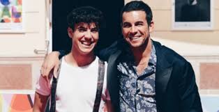 @mario_casas_ hogar en netflix 25 de marzo 2020. El Divertido Video De Mario Casas Y Su Hermano Oscar Haciendo Twerking