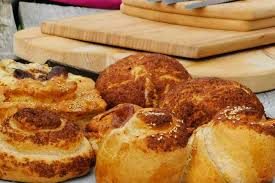 So backen sie das brot ohne hefe. Brot Backen Ohne Hefe Ist Einfach So Geht Es Mit Diesem Rezept