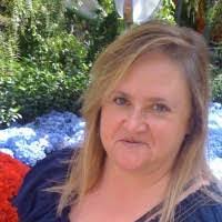 Karen Schutt's Instagram, Twitter & Facebook