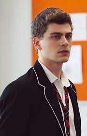 Is he going to be a good guy here ? 😭 No we want our Emir