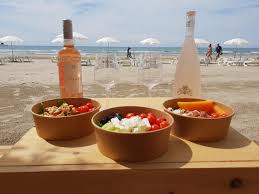 Plus de 2 380 000 km2, soit plus de quatre fois la france ! Cote Sud Plage Privee La Grande Motte 34280 La Grande Motte