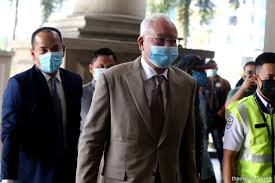 Najib tiba mahkamah dikawal ketat. Najib Received Massive Rm2 973 Billion Says Prosecution In Forfeiture Hearing The Edge Markets