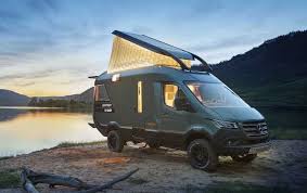 Vision Venture Le Camping Car Futuriste De Hymer Et Basf Camping Car De Luxe Benz Sprinter Camping Car Hymer