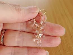 雪解け 金 真鍮ワイヤーとチェコビーズのピアス ビーズ アクセサリー ピアス