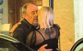 Cuban painter luis miguel rodriguez was born in havana, cuba. Luis Miguel Novio De Agatha Ruiz De La Prada Besos Con Una Ex De Kiko Rivera