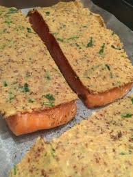 Pave De Saumon En Croute De Moutarde Et Herbes Fraiches Saumon En Croute Pave De Saumon Saumon