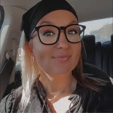 The Pink Rooster/Gallery Garbo