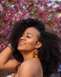 Jennifer Hulse's Instagram, Twitter & Facebook