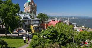 Chateau Frontenac Fleuve Saint Laurent Et Laurentides Quebec Day Trips Trip Quebec City