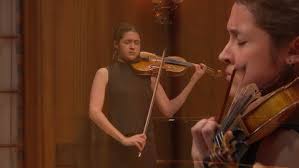 St Mary's LIVE : Elly Suh (violin)