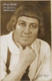 Adele Baum's Instagram, Twitter & Facebook