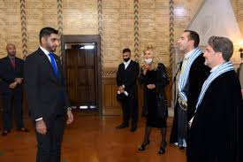 أي معلومات غير موثقة يمكن التشكيك بها وإزالتها. Ahmed Almulla Ahmedalmulla021 Twitter