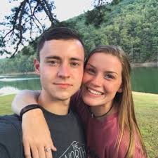 Logan Newton (@logan_nicolee)