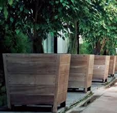 Easy Diy Wooden Raised Planter 170 Diy Wood Planters Wooden Garden Planters Large Wooden Planters