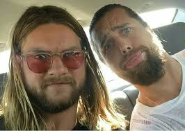 Jake And Ben Animal Kingdom Tnt Animal Kingdom Tv Show Animal Kingdom