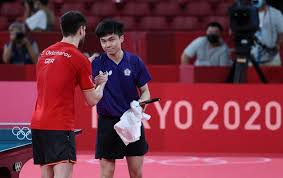 銅牌(第三名) 英文翻譯 ： bronze medal 銅牌獲得者 英文翻譯 ： bronze medalist 然后是銅牌戰 英文翻譯 ： bronze medal game Oy2za Rlqfqym