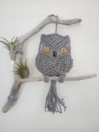 Hibou Macrame Un Vrai Porte Bonheur Dans Votre Interieur Macrame Patterns Macrame Patterns Tutorials Macrame Design