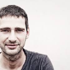 Stream Steve Looney music