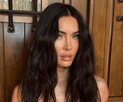 Megan Fox's Pregnancy Announcement Manicure Puts an Edgy Twist