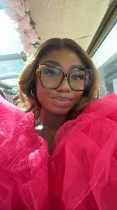 Proof that tea and friends make everything better 🍃✨ #teaaroundtown  #outsideallsummer2025