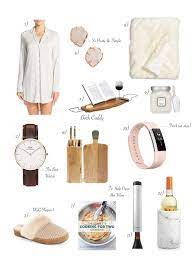 What makes mom light up? Christmas Gift Guide For Your Mom Lifetolauren