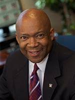 Leah Hash's Instagram, Twitter & Facebook