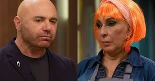 En la segunda semana de masterchef argentina los participantes se sorprendieron con la presencia de la ruleta: Georgina Barbarossa Stopped German Martitegui S Car In Masterchef Celebrity 2 Daily Show Archyde
