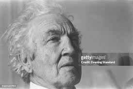 1.562 Robert Graves Foto's en afbeeldingen van hoge resolutie